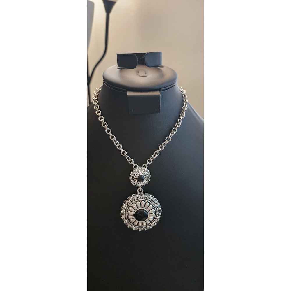 Silver Tone Double Medallion Pendant Necklace Black Cabochon Southwestern Boho